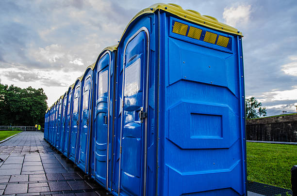 Portable bathroom rental in Masury, OH